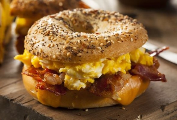 Eggs, bacon and cheese (Croissant or Bagel)