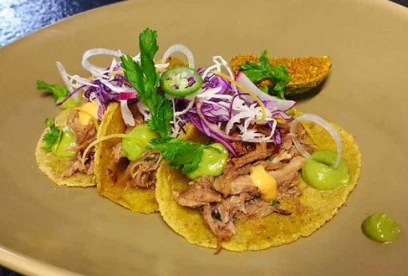 Duck tacos (3 pieces)